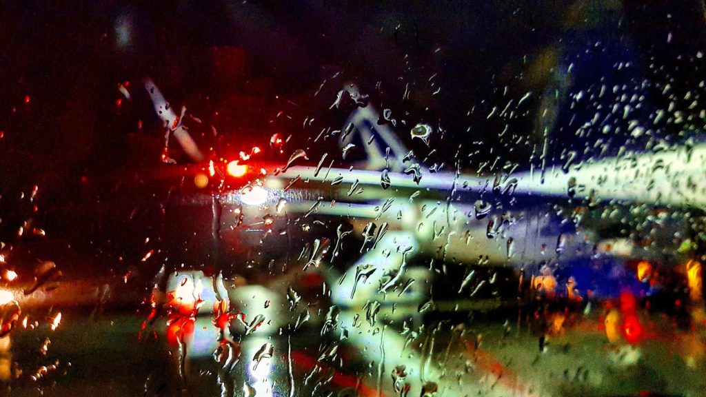 Sute de zboruri anulate din cauza furtunii Isha